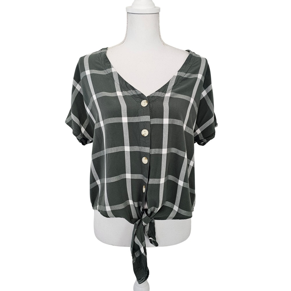 Universal Thread Tie Knot Front  Button-down Crop‎ Plaid Green White Size Medium